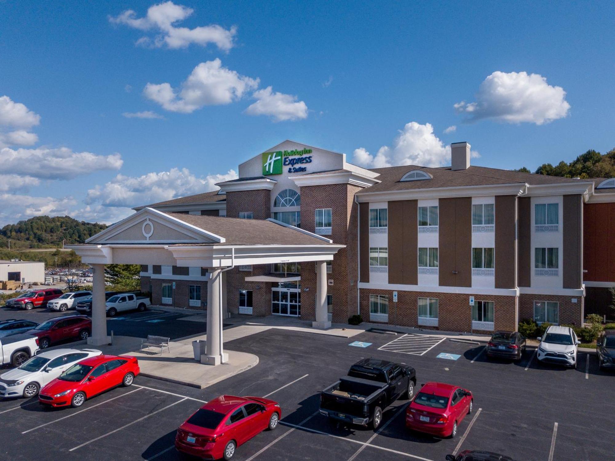 Holiday Inn Express&Suites Lebanon Exterior foto